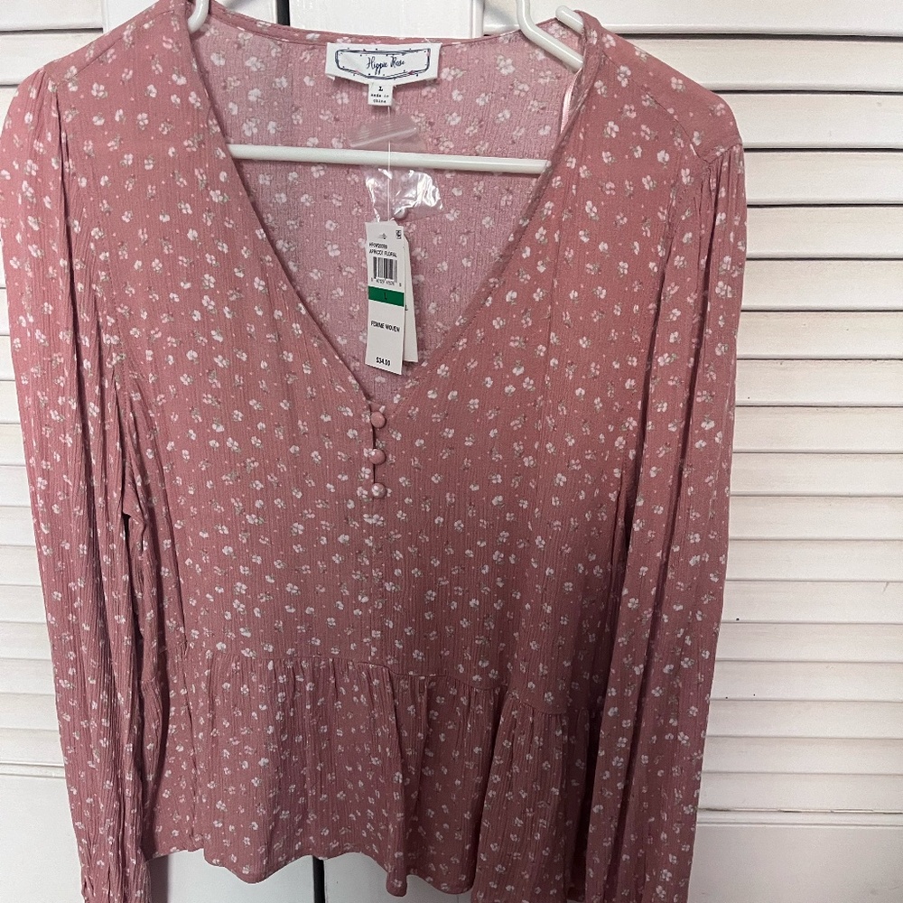 Junior's floral blouse